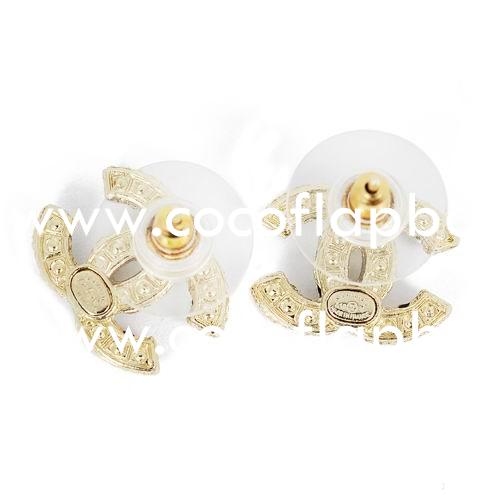 Chanel CC Logo Metal/Pearl Earring Gold FE639194