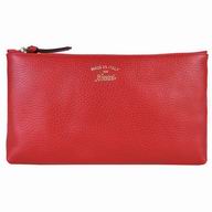 Gucci Swing Gold GG Logo Calfskin Cosmetic Bag In Red G6111505