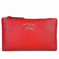 Gucci Swing Gold GG Logo Calfskin Cosmetic Bag In Red G6111508