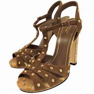 Gucci Chamois Leather Rivet Hight-heeled Shoes Coffee G7030207
