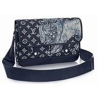 Louis Vuitton Messenger Monogram Canvas bag M54248
