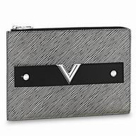 Louis Vuitton POCHETTE ESSENTIAL V Epi Leather Handbag M62092