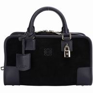 Loewe Amazona 28 Classic Calfskin bag Black L8011404