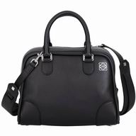 Loewe Amazona 23 Classic Calfskin bag Black L8011405