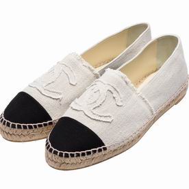 Chanel Espadrilles CC Logo Danim Cavnas Pencil Shoes (Off-white/Black) AG820021