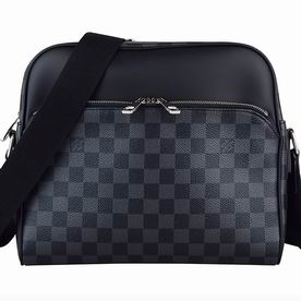 Louis Vuitton Damier Graphite Dayton Reporter PM N41408