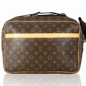 Louis Vuitton Monogram Canvas Reporter GM M45252