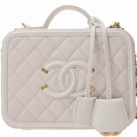 Chanel Rhombus Gold Hardware Caviar Calfskin Mini Cosmetics Case White A93343C