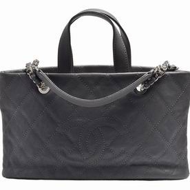 Chanel CC Logo Caviar Leather Silver Chain Gst Bag Black A986779