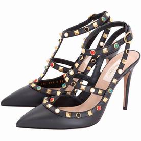 Valentino Rockstud Rolling Cowhide Leather Heel Black V8188997