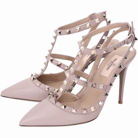 Valentino Rockstud Rolling Cowhide Leather Heel Pale Pinkish V8015412