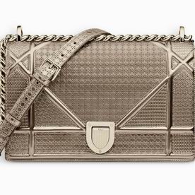 DIORAMA BAG IN CHAMPAGNE METALLIC CALFSKIN MICRO-CANNAGE MOTIF M0422OSKN M00J