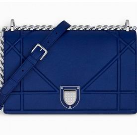 DIORAMA BAG IN BLEU DE MINUIT GRAINED CALFSKIN M0422PVRG M01B