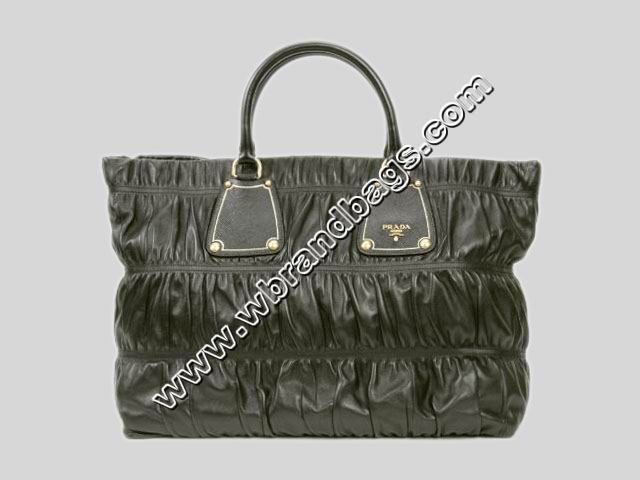 PRADA NAPPA GAUFRE LAMBSKIN GAUFRE BAG P001369