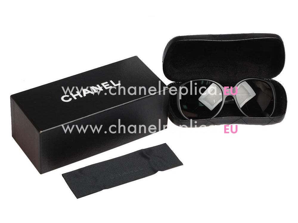 Chanel Quilted Shiny Plastic Frame Sunglasses In Black C564657