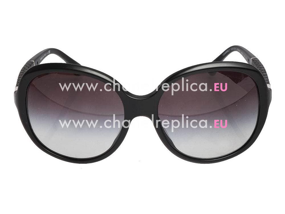 Chanel Quilted Shiny Plastic Frame Sunglasses In Black C564657