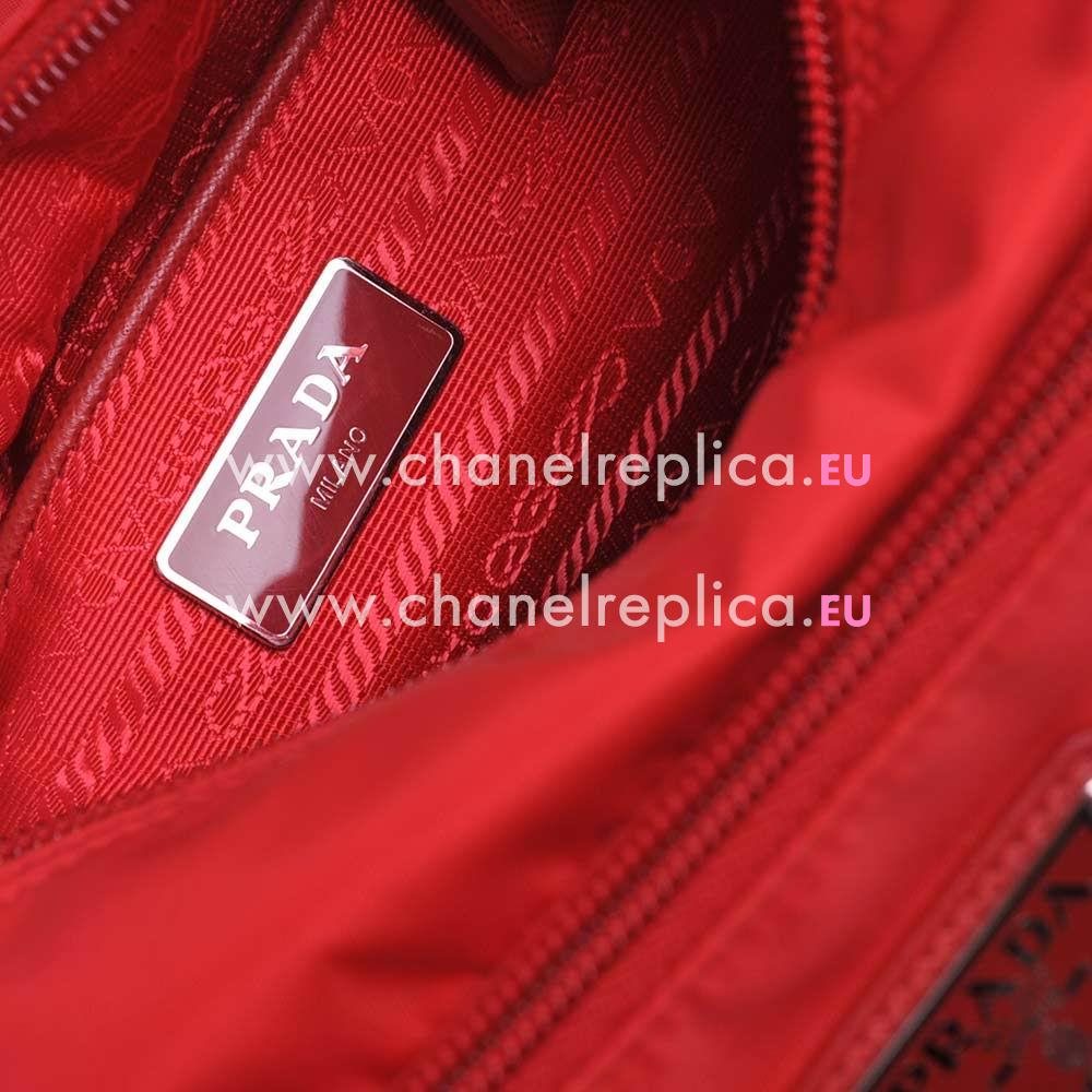 Prada Classic Triangle Logo Scratch Resistant Calfskin Bag Red P6111605