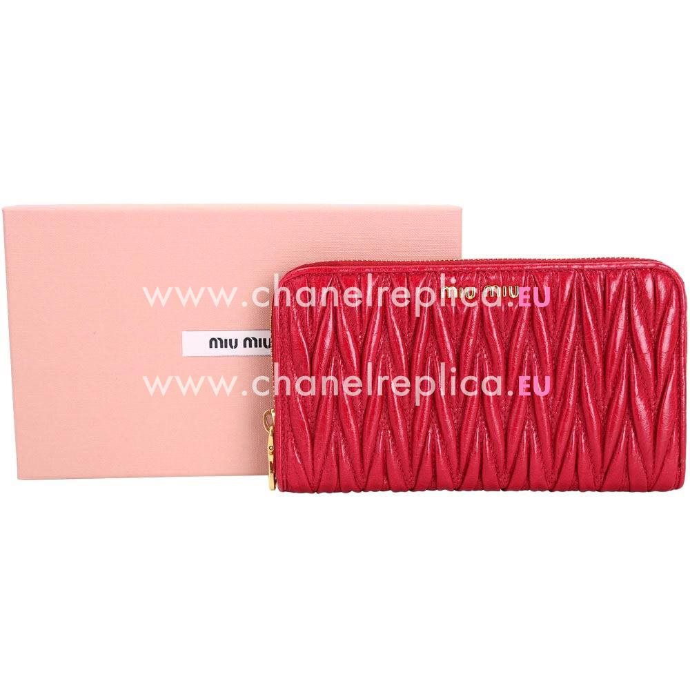 Miu Miu Matelasse Lux Wrinkle Calfskin Zipper Wallet In Red M7042606