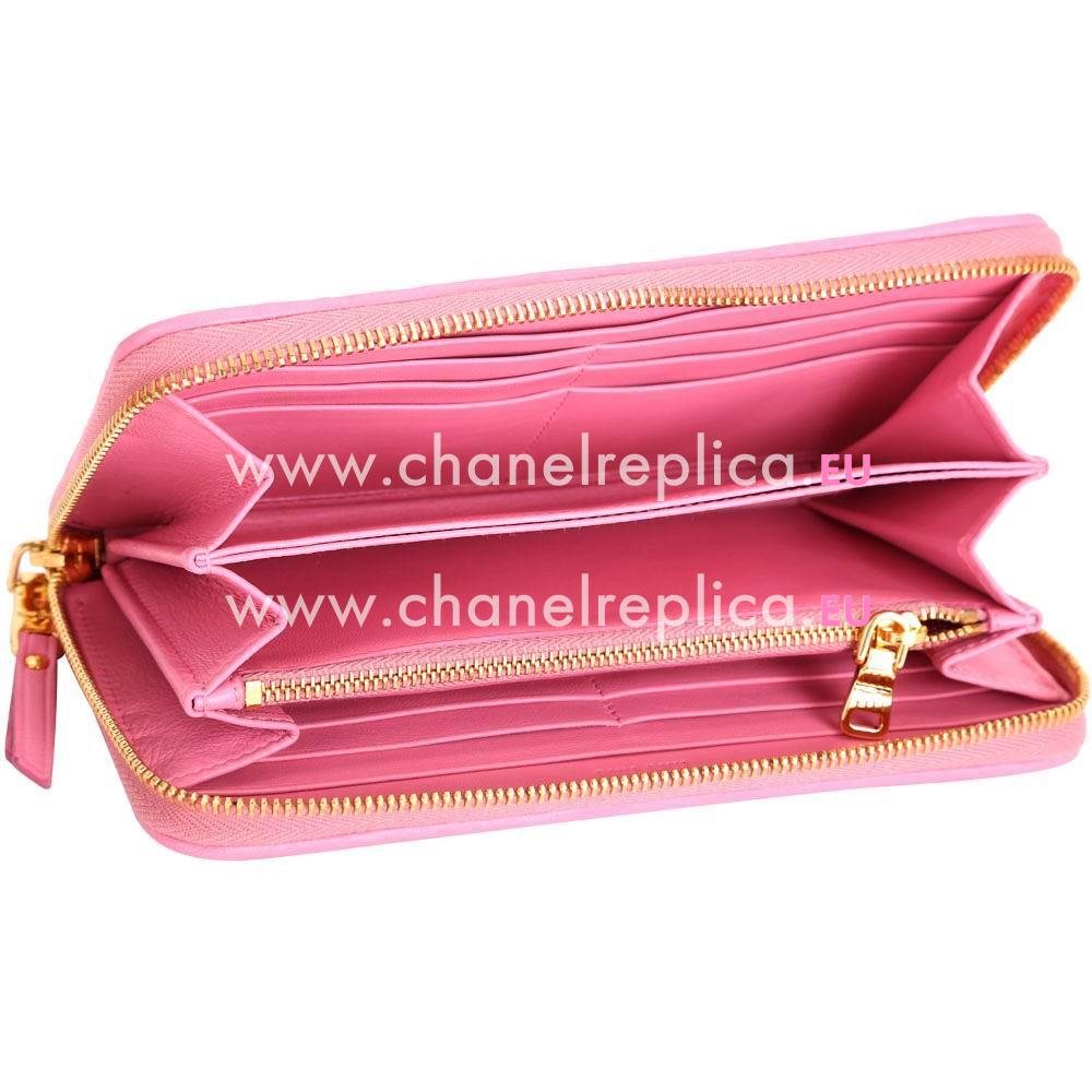 Miu Miu Matelasse Nappa Wrinkle Wallet In Deep Pink M7031401