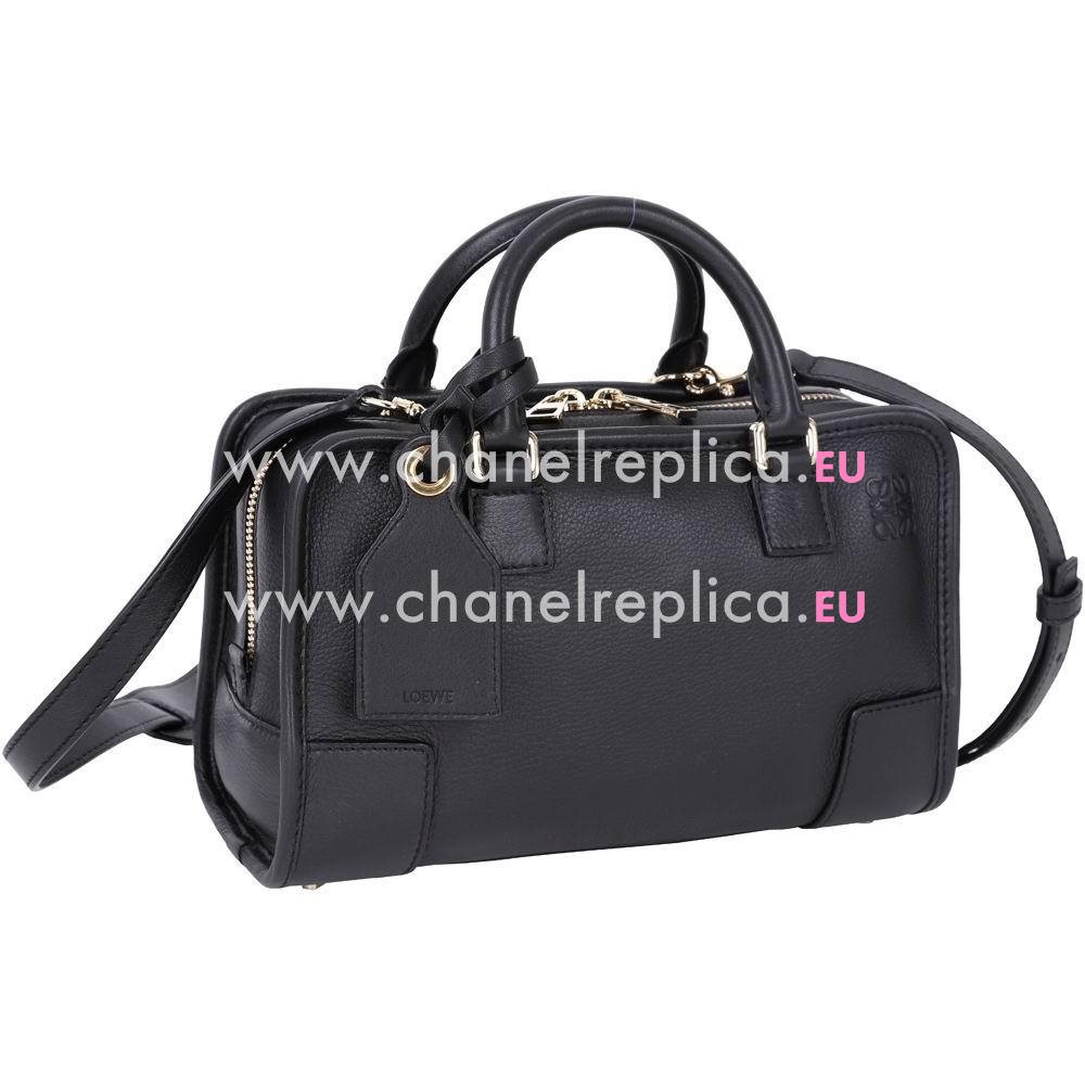 Loewe Amazona 23 Classic Calfskin bag Black L8011402