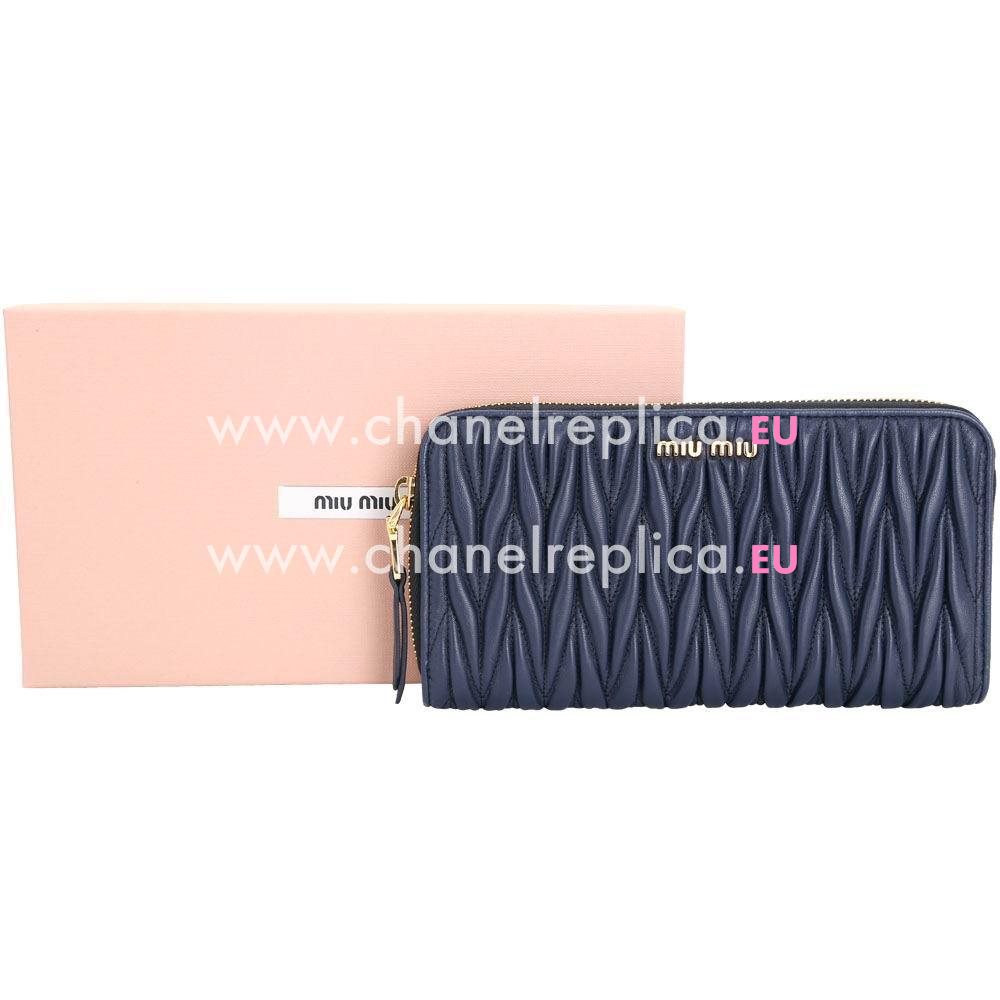 Miu Miu Matelasse Wrinkle Nappa Wallet In Pink M7042612
