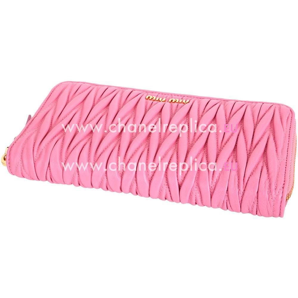 Miu Miu Matelasse Nappa Wrinkle Wallet In Deep Pink M7031401