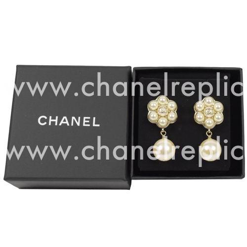 Chanel CC Logo Pearl/Metal Earring Gold FA684637