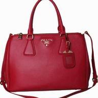 Prada Saffiano Lux Calfskin Tote Bag in Red (medium) PR242122